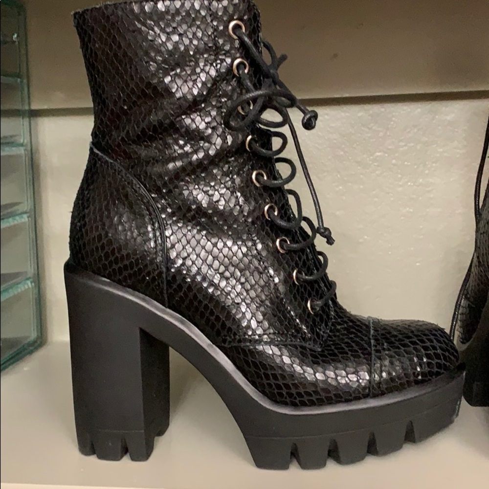 Giuseppe Zanotti black boots